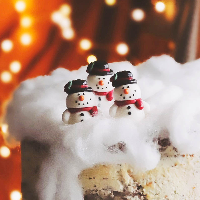 Sneeuwpop van marsepein