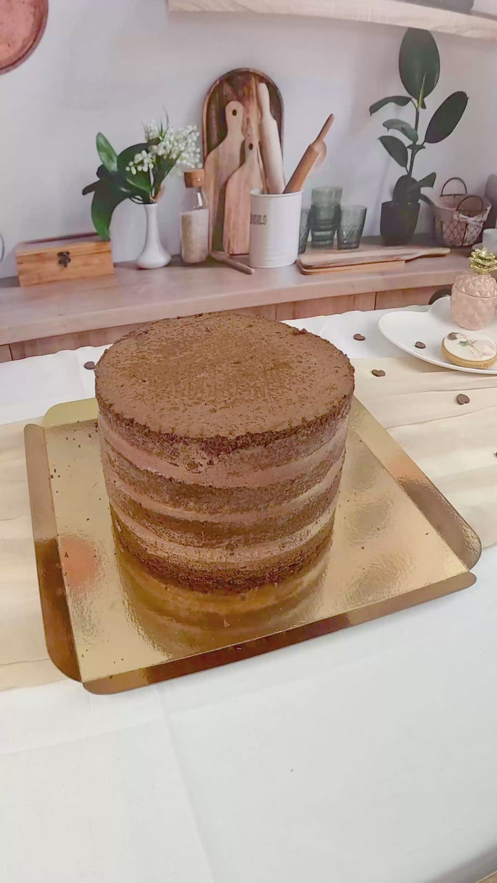 Chocolade Naked Cake - verschillende groottes
