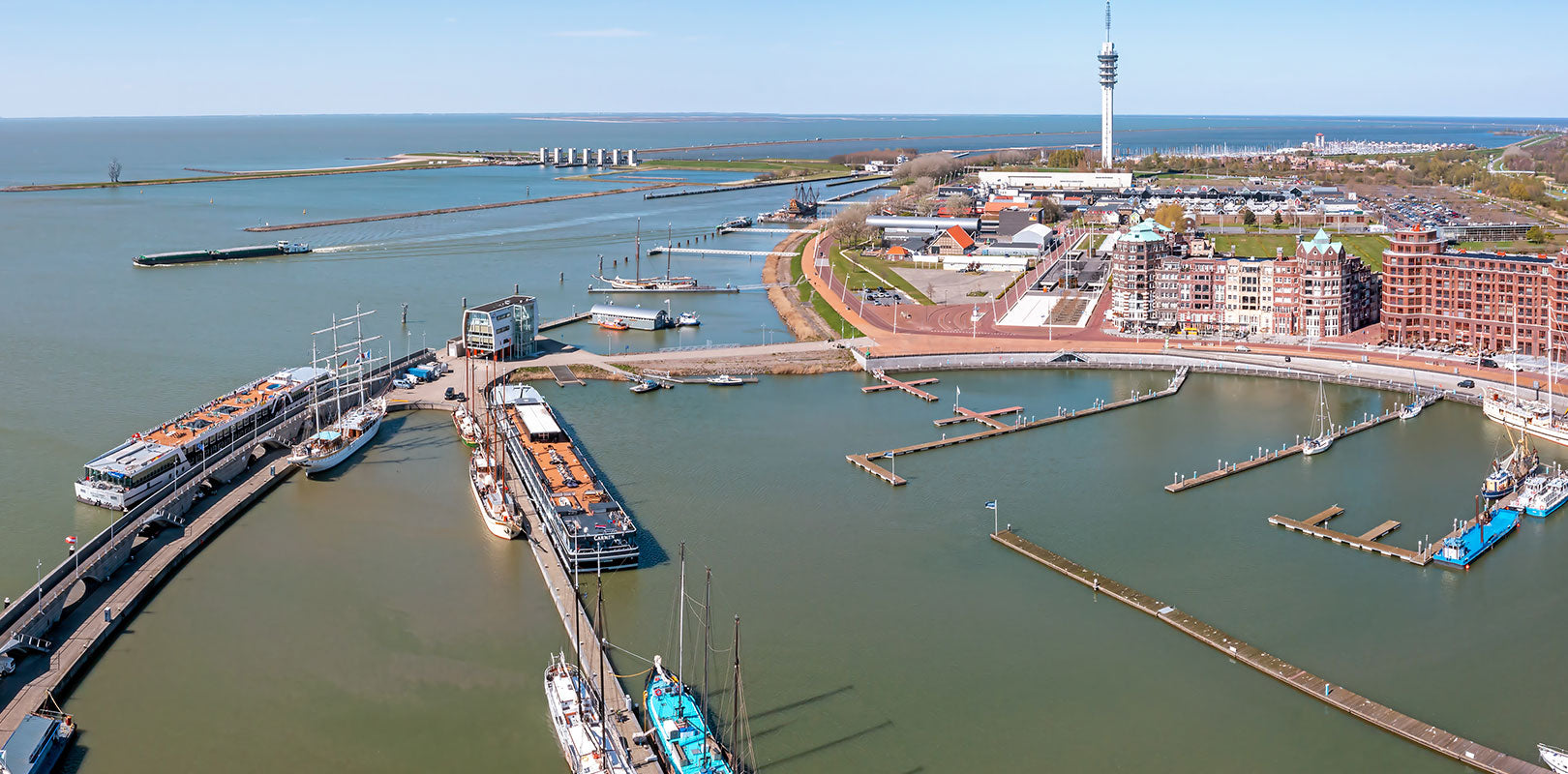 Bestel taarten naar Lelystad!