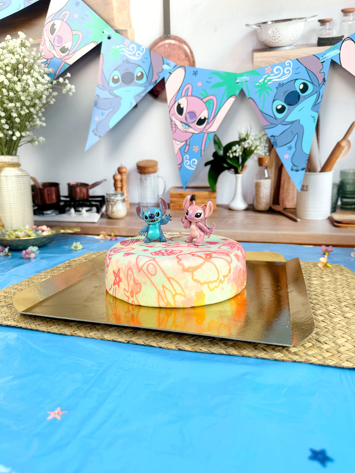 Angel & Stitch® op tropische Deluxe-taart