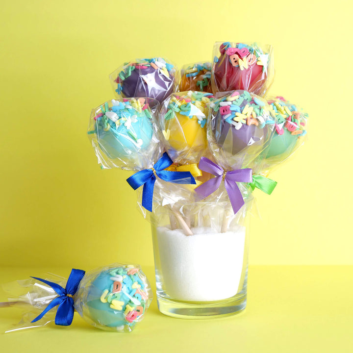Kleurrijke letter Cake-Pops (12 Stuks)