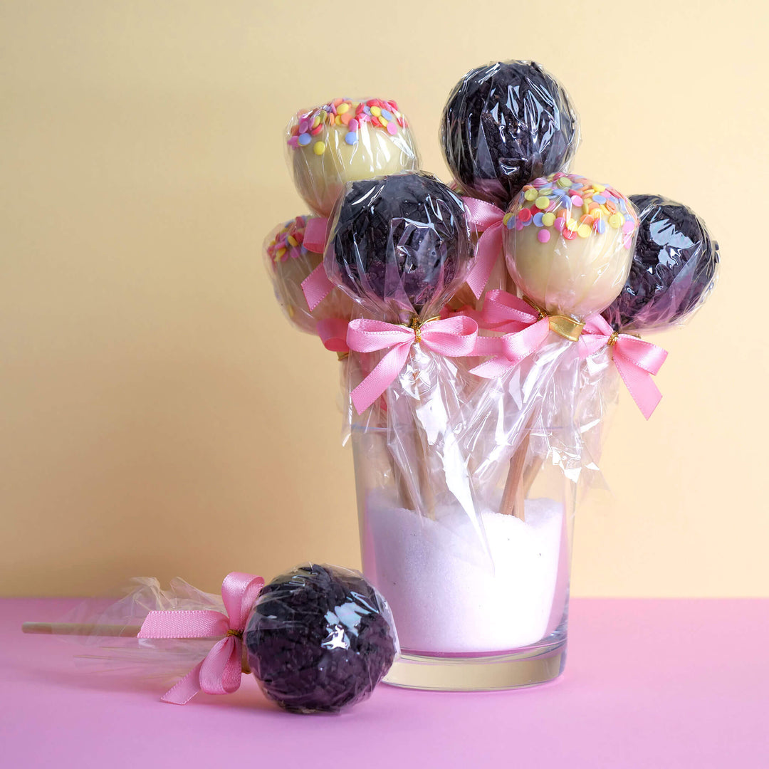 Cake-Pops Red Velvet & Chocolate Chips (12 Stuks)