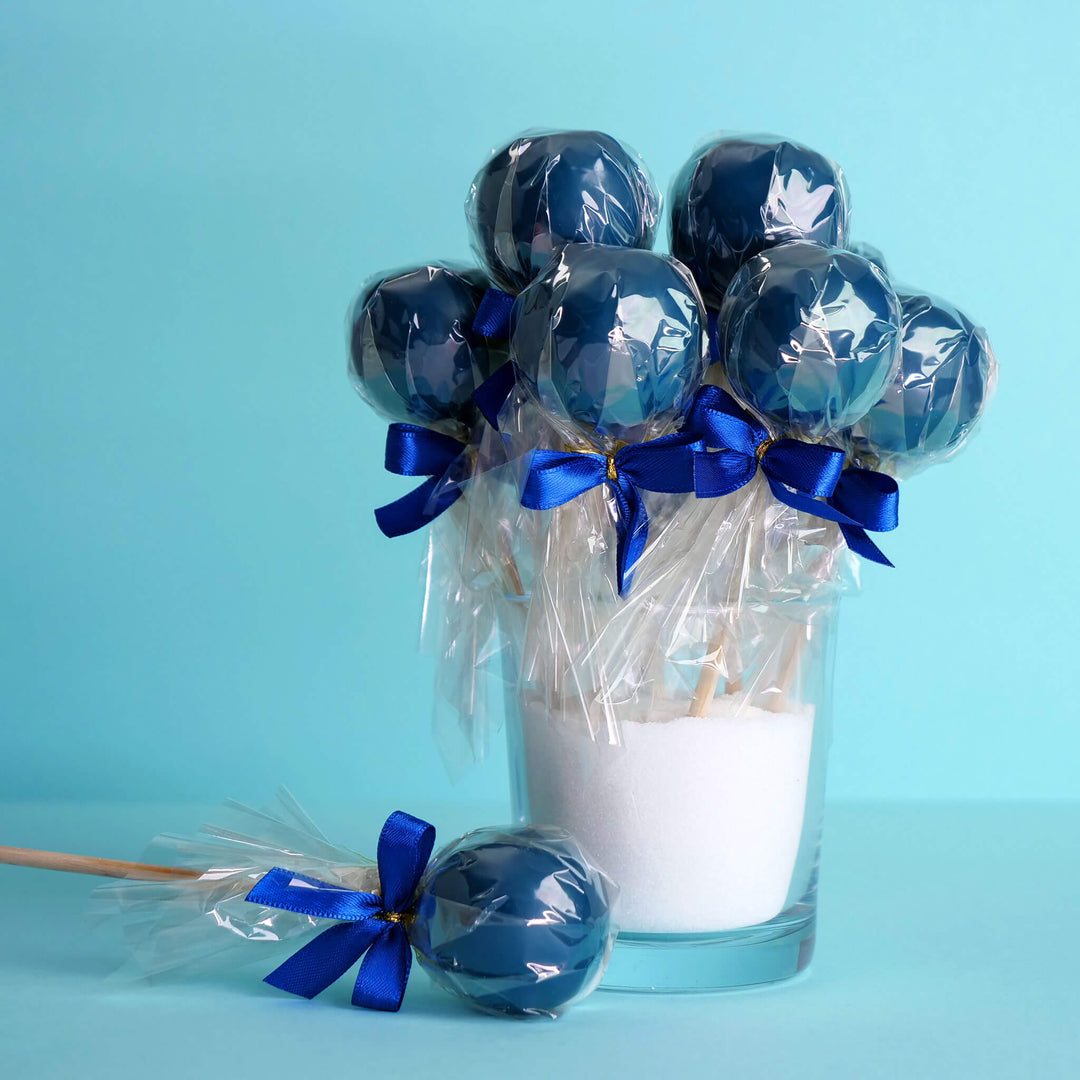 Effen gekleurde cake pops (12 stuks)