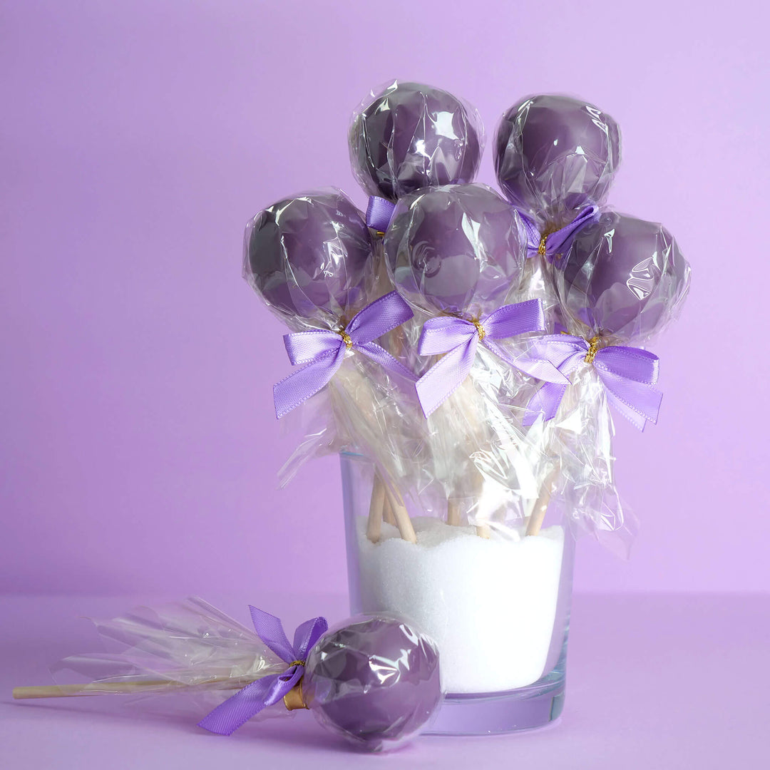 Effen gekleurde cake pops (12 stuks)