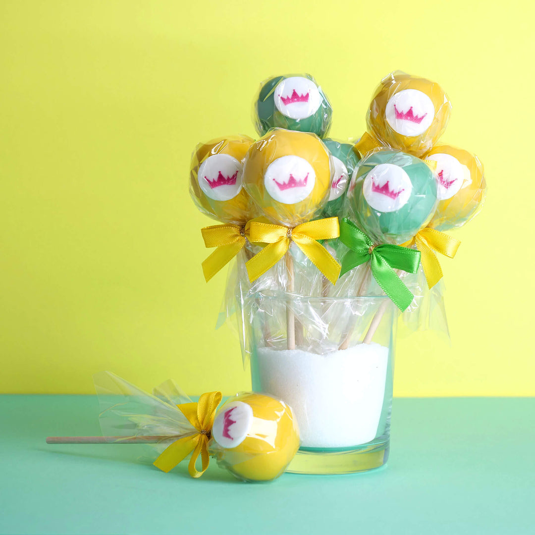 Kleurrijke cakepops met logo in 2 kleuren (2x6 stuks)