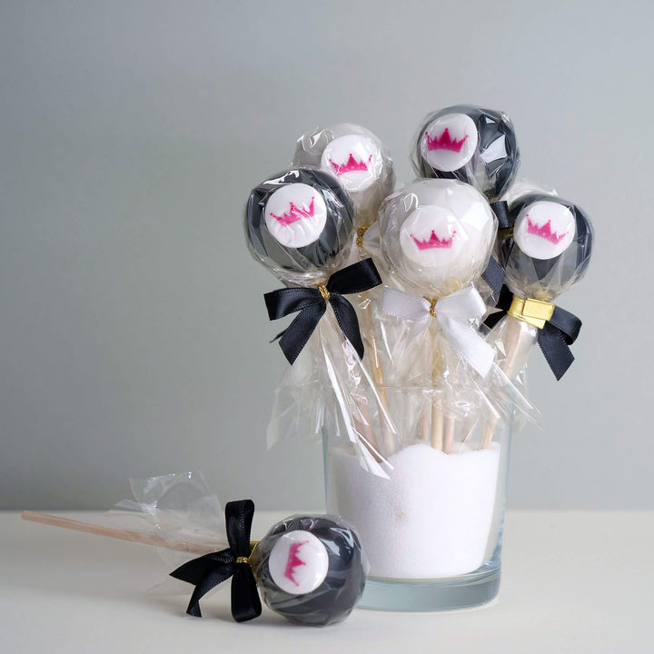 Kleurrijke cakepops met logo in 2 kleuren (2x6 stuks)
