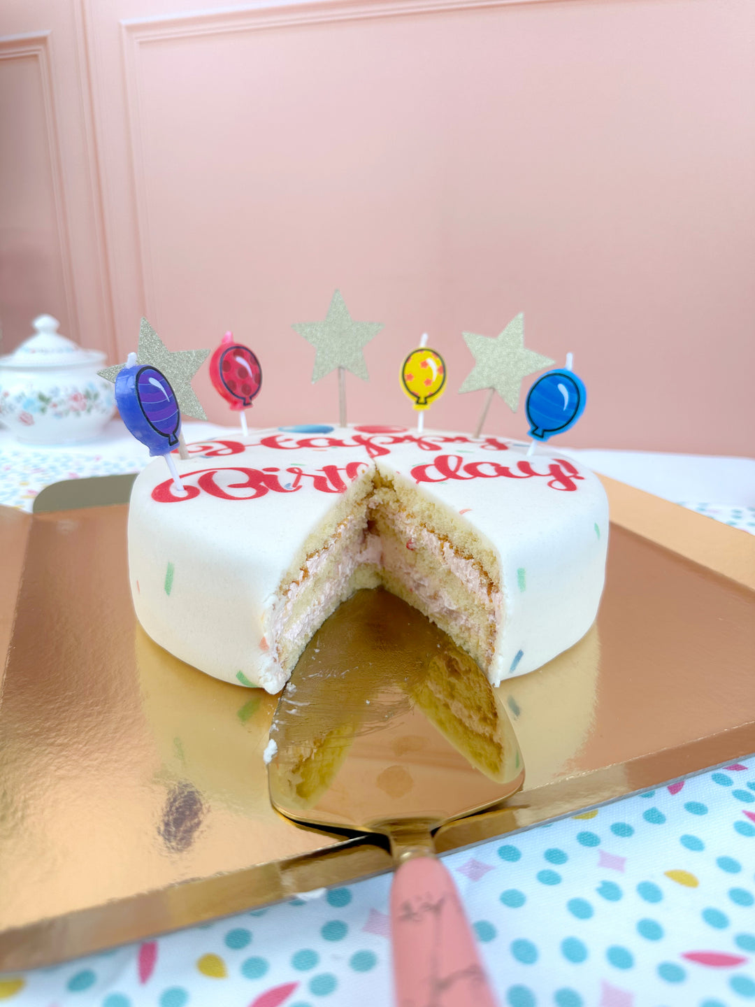 Happy Birthday taart roze