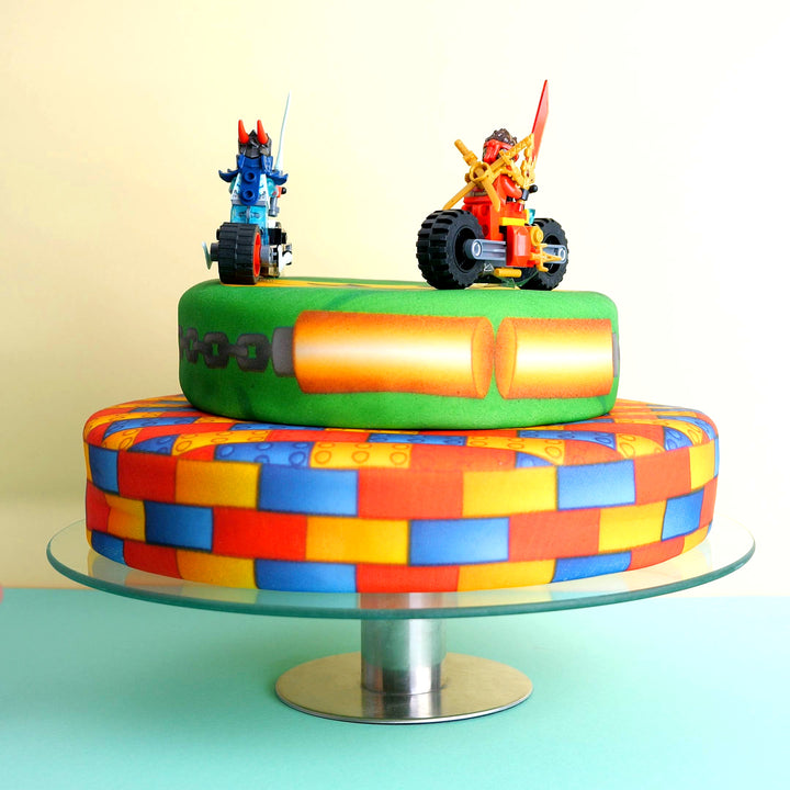 Lego® Ninjago® op tweelaagse ninja-taart