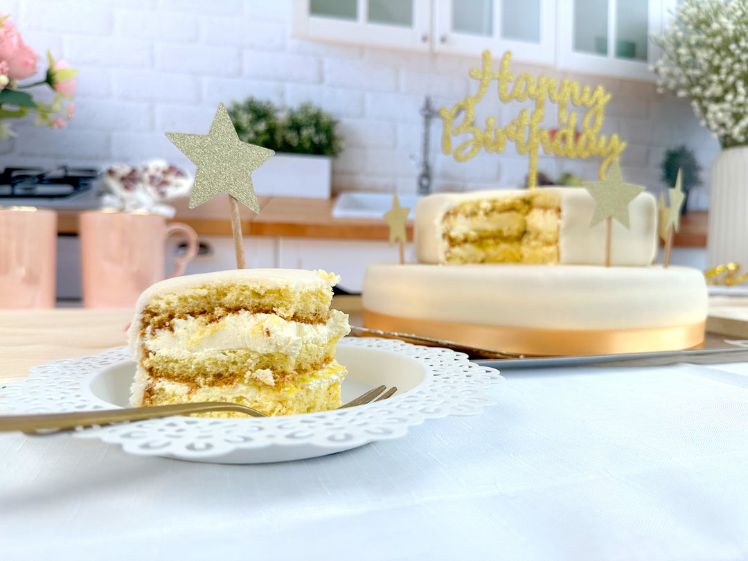  Witte 2-verdiepingen taart met taartenlint