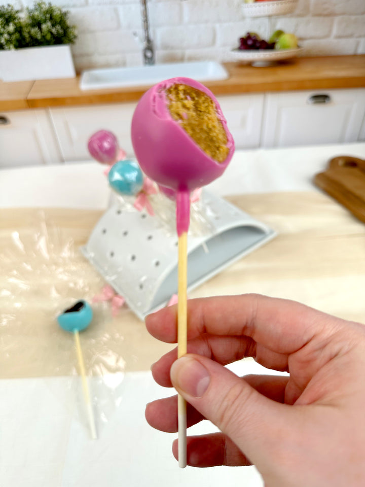 Cake pops met kleurrijke chocolade en logo (12 stuk)