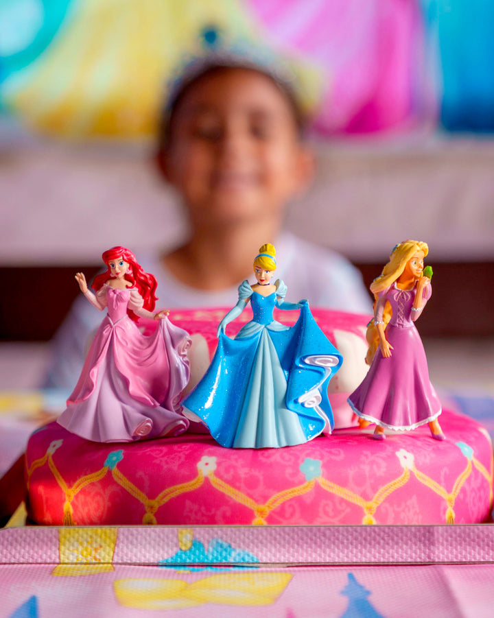 Stapeltaart (2 verdiepingen) met 3 prinsessen®