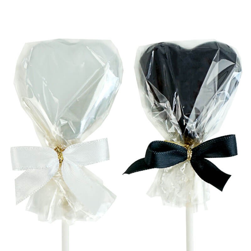 Hartvormige cake pops met lichte en donkere chocolade 