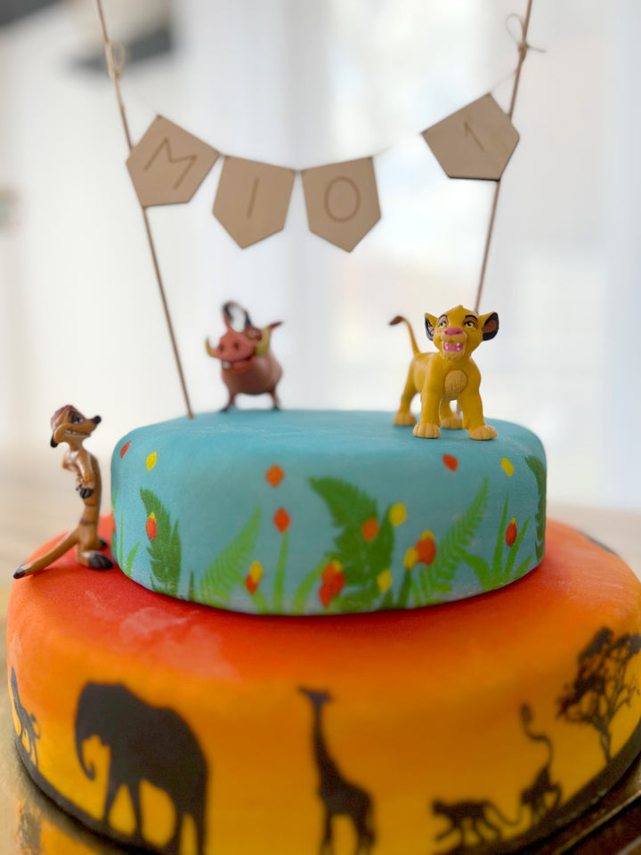 Simba®, Timon® en Pumba®, twee-verdiepingen savanne taart 