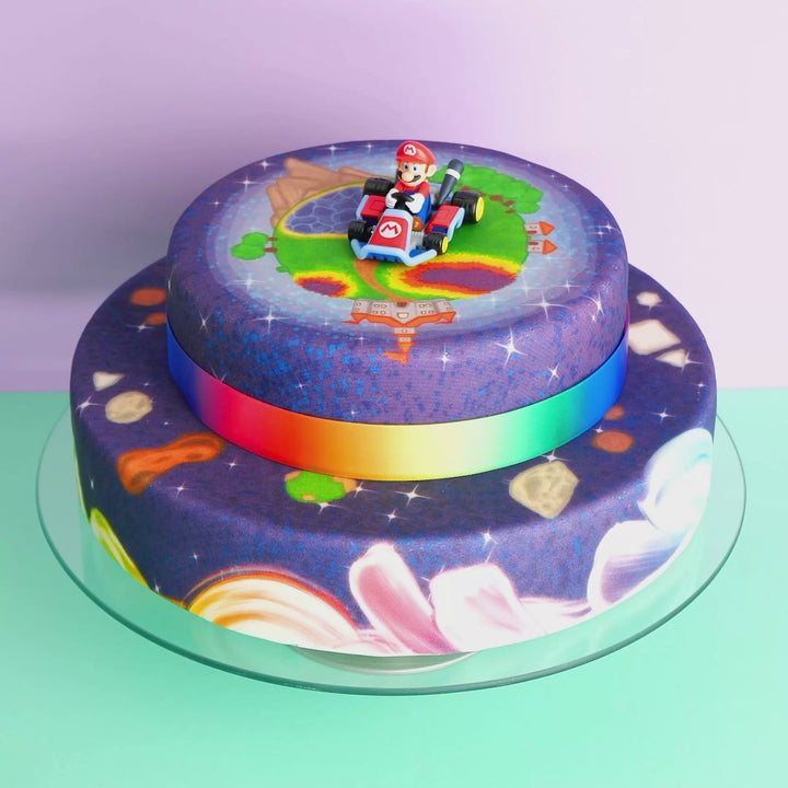 Mario Kart® op een geschilderde planetentaart van twee verdiepingen