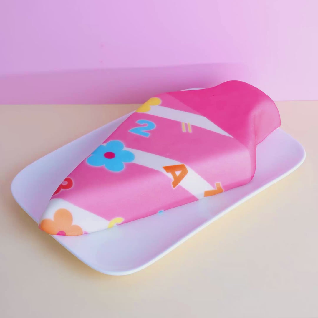 Snoepzakvorm taart in roze