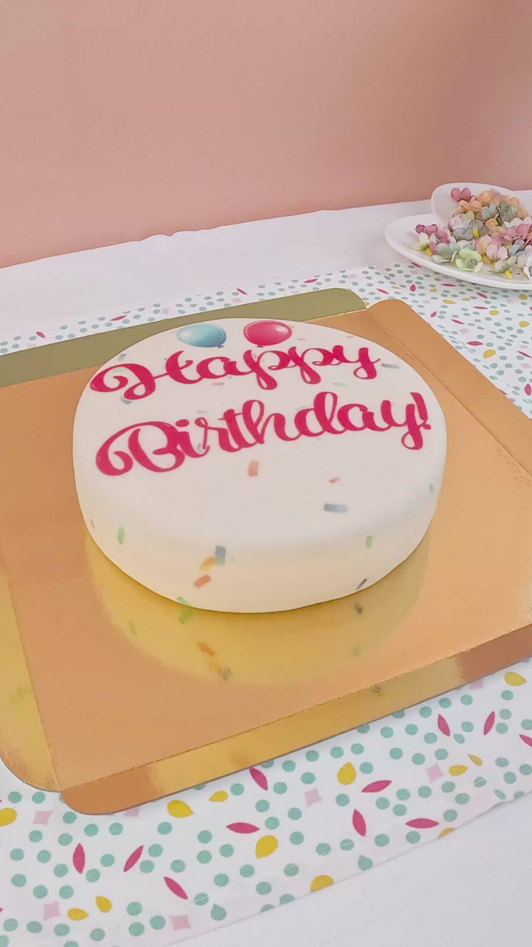 Happy Birthday taart roze
