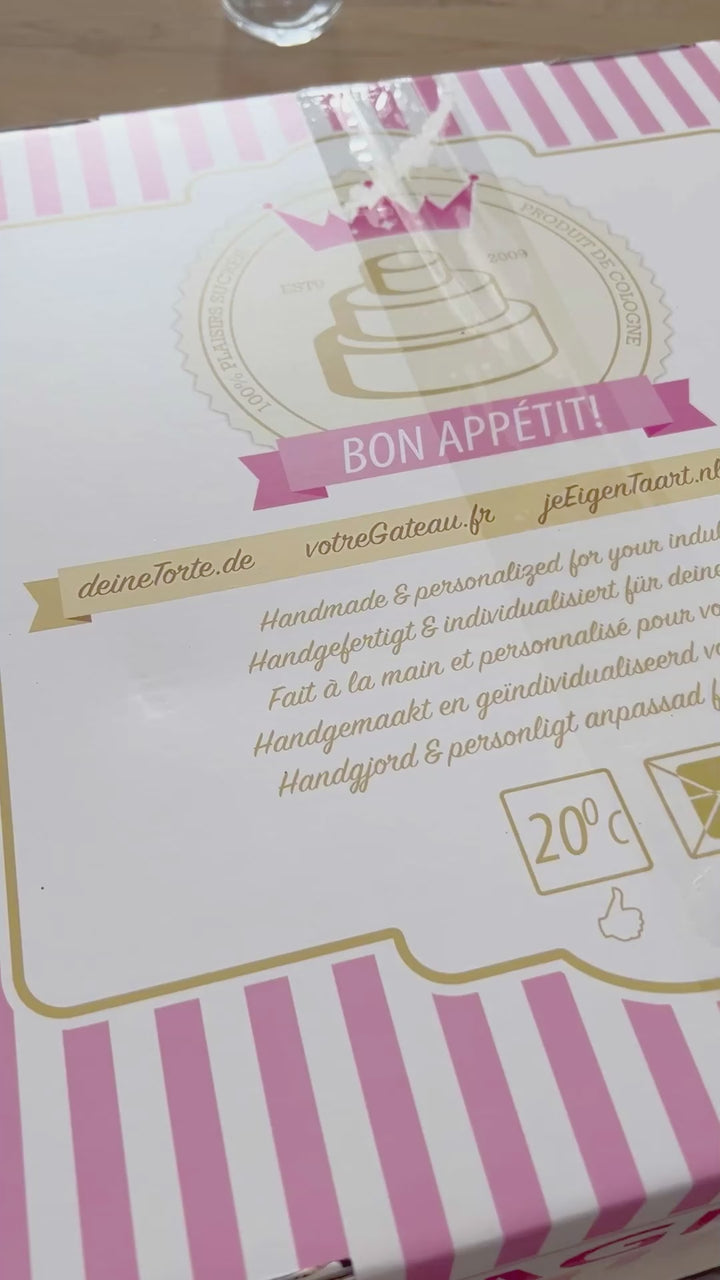 Dubbele cijfer taart, verschillende kleuren 