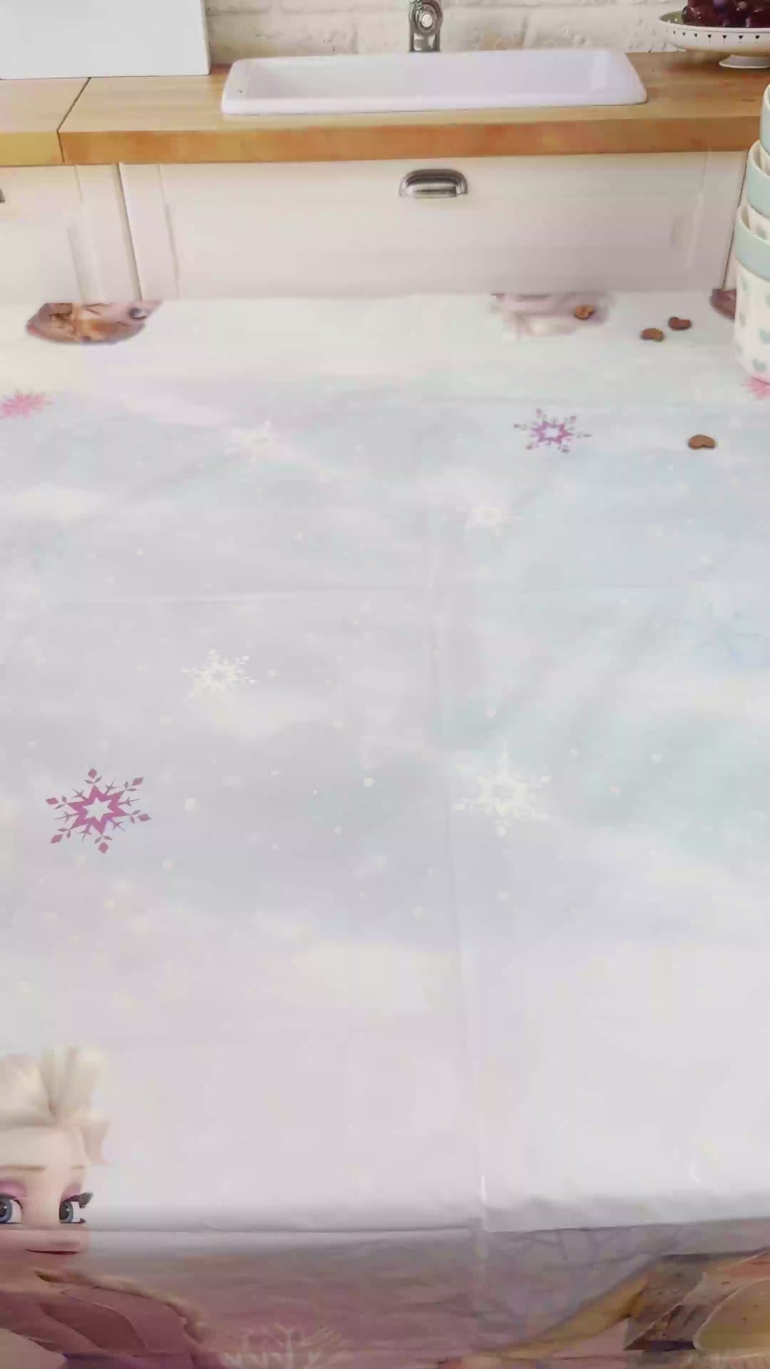 Ijskoningin Elsa®, zus Anna® & Olaf® op twee-verdiepingen sneeuwvlok taart