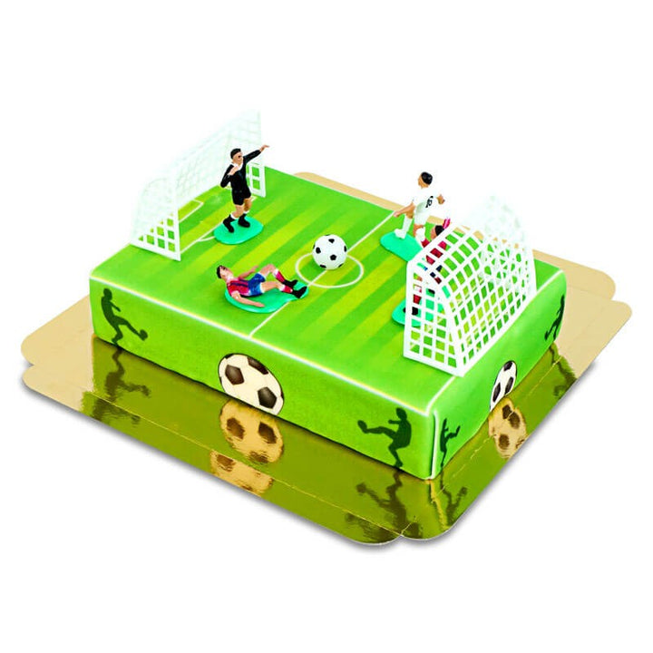 Voetballer op voetbalveldtaart
