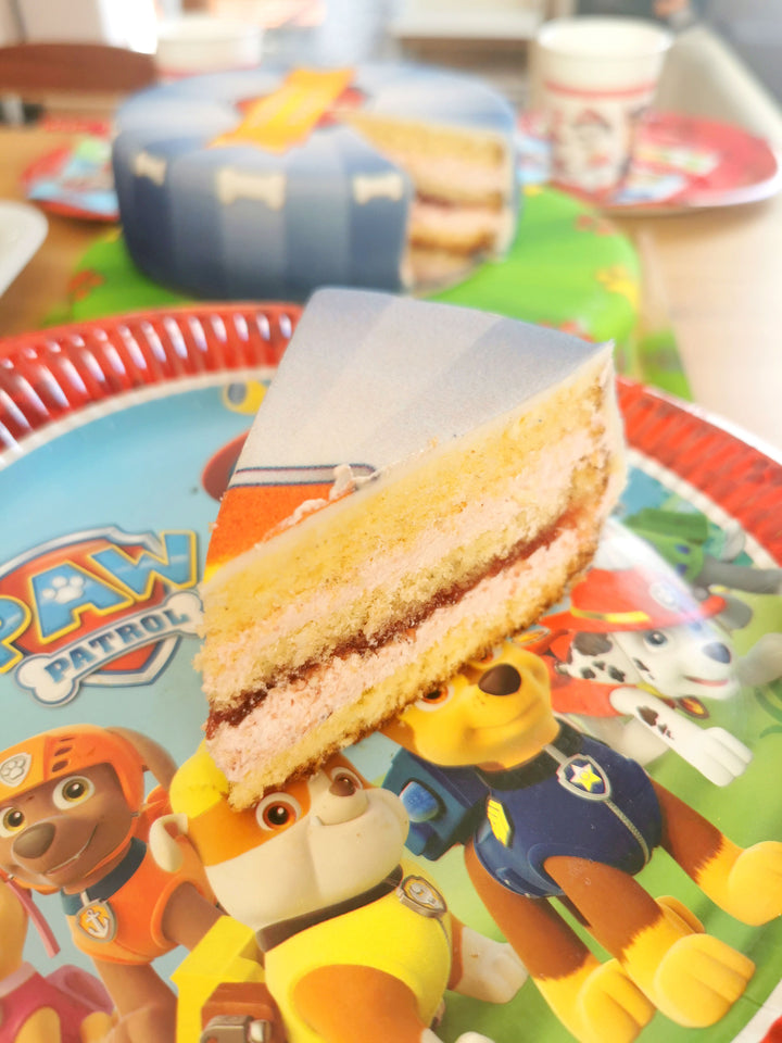 Chase en Marshall van PAW Patrol® op taart met twee verdiepingen